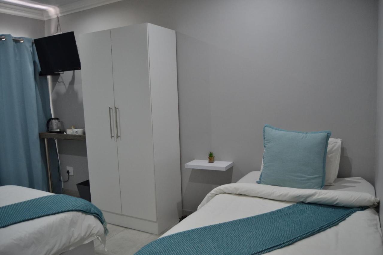African Sands Guesthouse Load Shedding Free Bloemfontein Exterior photo